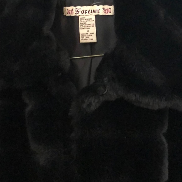 Cropped jacket - Picture 2 of 2